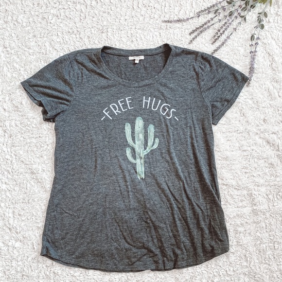 Maurices gray and green flowy soft short sleeve everyday t shirt - Picture 1 of 3